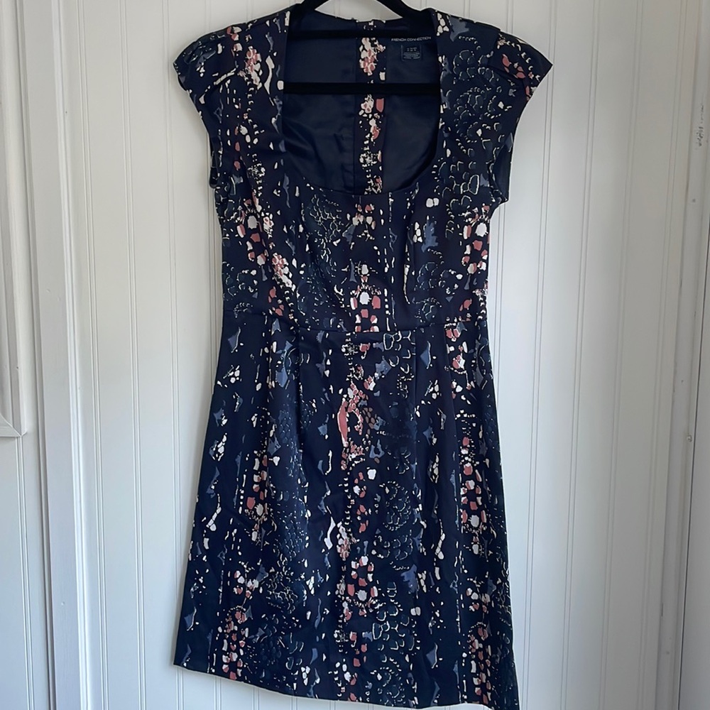 French Connection A-line Dress Navy Cap Sleeves Pleated Zipper Scoop Neck Size 0